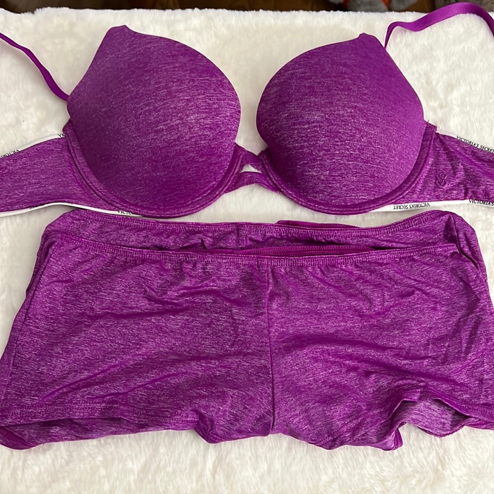 Victoria’s Secret Bra and 2 Shorty Set 34B / Sm